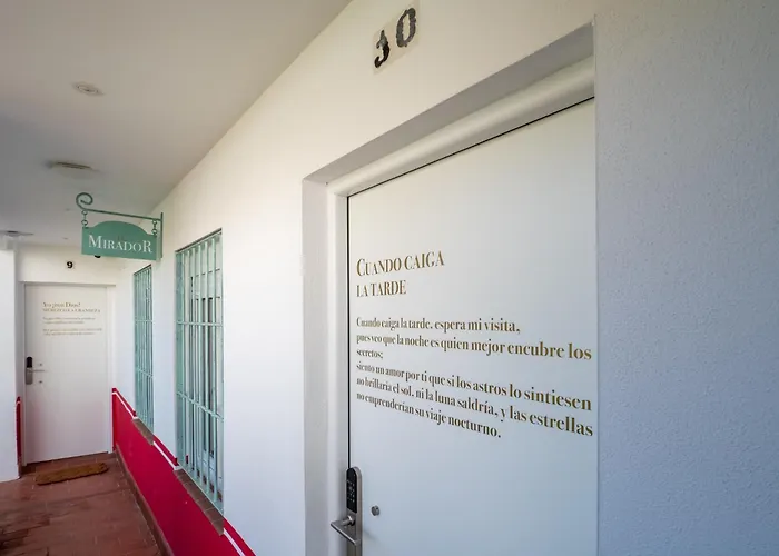 Palacete Del Aguila Апартаменты *