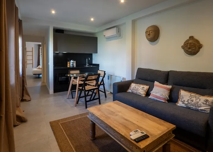 Palacete Del Aguila Апартаменты *