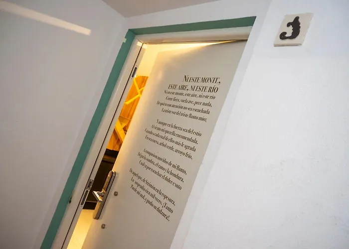 Palacete Del Aguila Апартаменты *