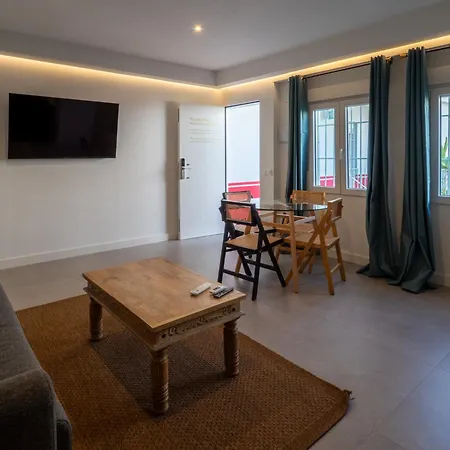 Apartment Bhost - Palacete Del Aguila *