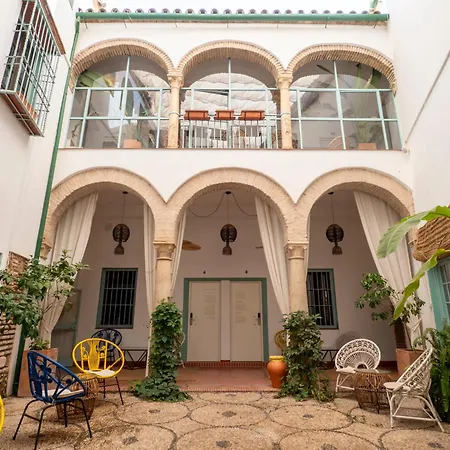 Bhost - Palacete Del Aguila