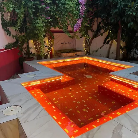 Palacete Del Aguila *